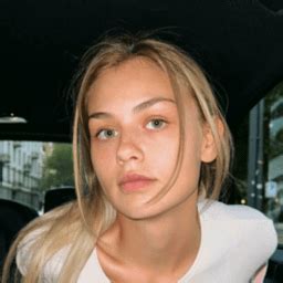 Emilauri / Emilialaurentxo / itsemiliaxoxo Nude OnlyFans Leaked .